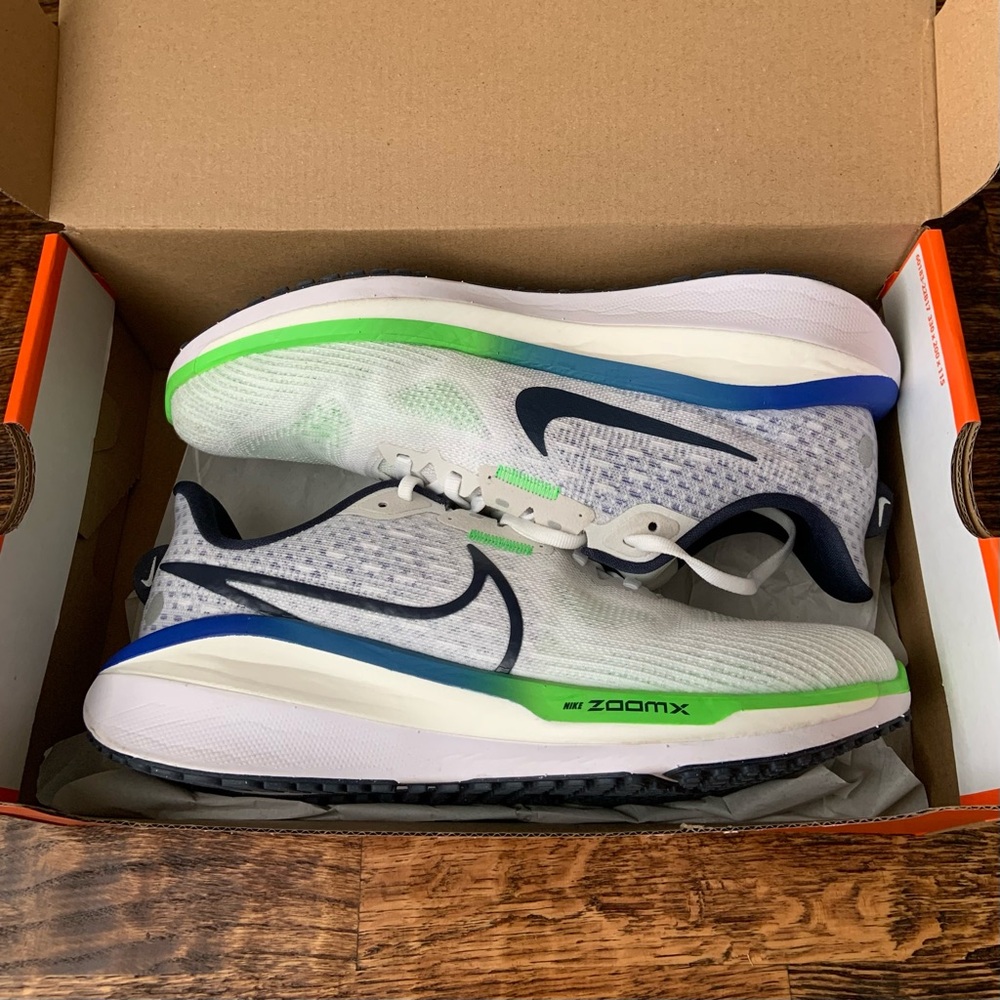 Men’s Nike Vomero 17 Athletic Shoes